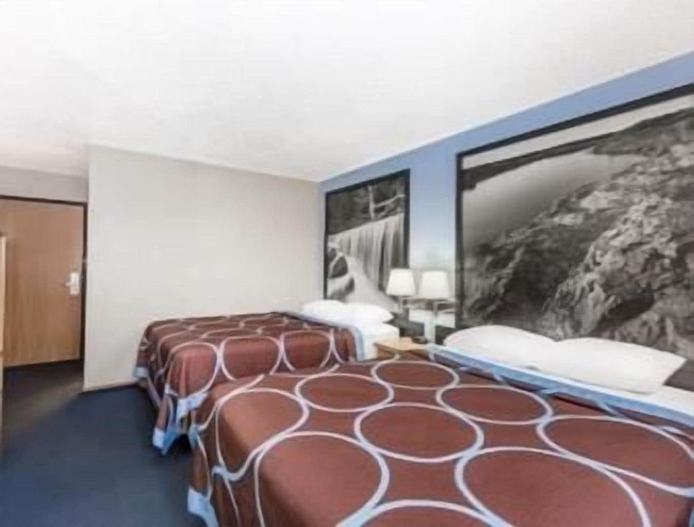 Super 8 By Wyndham Manhattan Ks Экстерьер фото